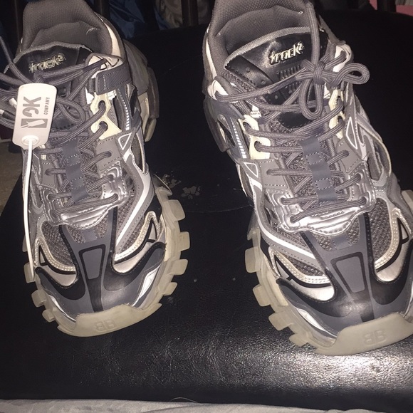 Balenciaga tracks - Picture 1 of 4
